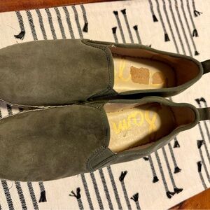 Sam Edelman size 11 women’s Slip-On green Suede espadrille Shoes